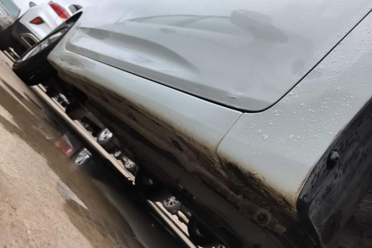 Used Hyundai Verna (older generation) 2014 1.4L Automatic Smart GLS Right Side Sill