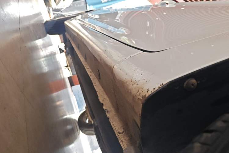 Used Hyundai Verna (older generation) 2014 1.4L Automatic Smart GLS Right Side Sill