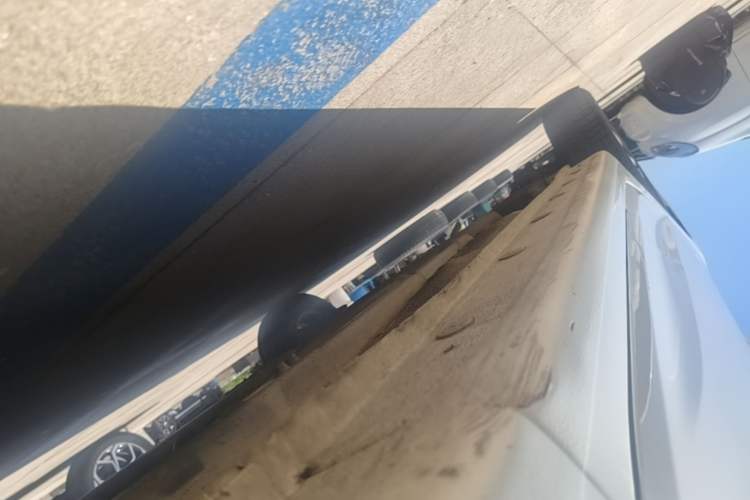 Used Hyundai Verna (older generation) 2014 1.4L Manual Smart GLS Trim Right Side Sill