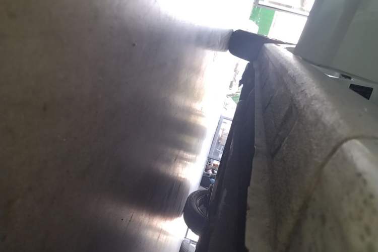 Used Hyundai Verna (older generation) 2014 1.4L Automatic Smart GLS Right Side Sill