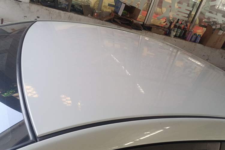 Used Hyundai Verna (older generation) 2014 1.4L Manual Smart GLS Trim Roof