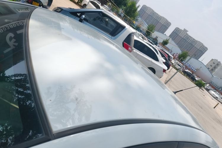 Used Hyundai Verna (older generation) 2014 1.4L Manual Smart GLS Trim Roof