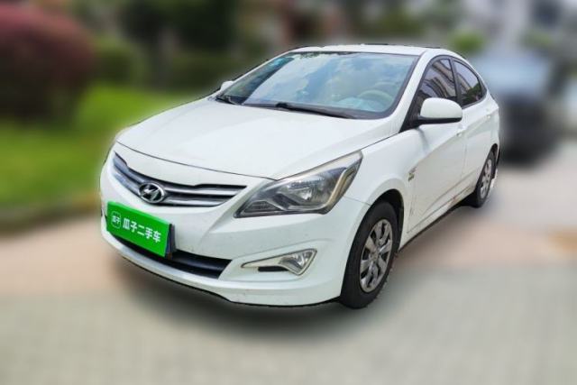 Used Hyundai Verna (older generation) 2014 1.4L Manual Smart GLS Trim