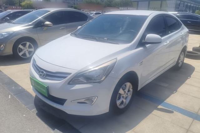 Used Hyundai Verna (older generation) 2014 1.4L Manual Smart GLS Trim