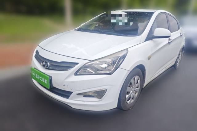 Used Hyundai Verna (older generation) 2014 1.4L Manual Smart GLS Trim