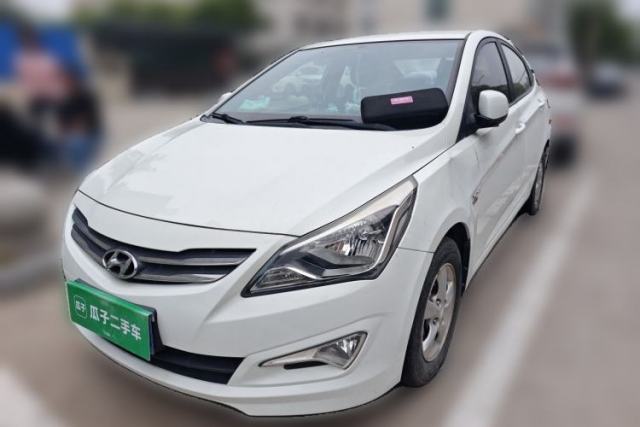 Used Hyundai Verna (older generation) 2014 1.4L Manual Smart GLS Trim