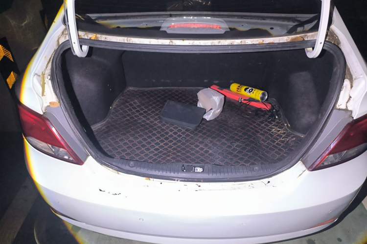 Used Hyundai Verna (older generation) 2014 1.4L Manual Smart GLS Trim Trunk