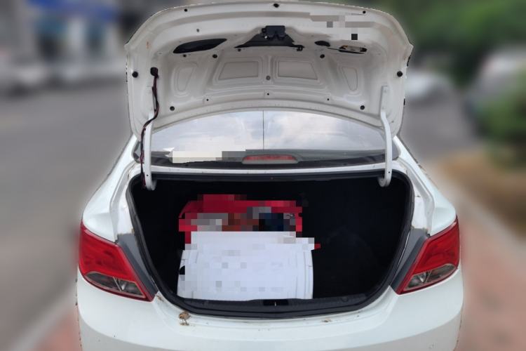 Used Hyundai Verna (older generation) 2014 1.4L Automatic Smart GLS Trunk