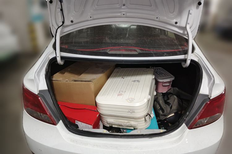 Used Hyundai Verna (older generation) 2014 1.4L Manual Smart GLS Trim Trunk