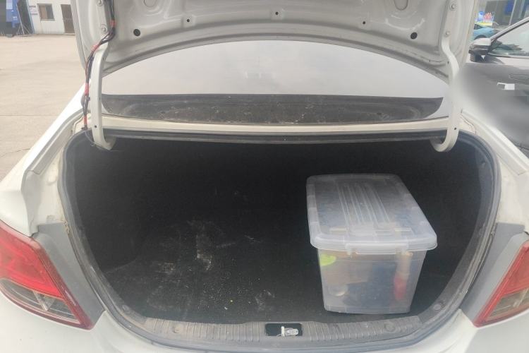 Used Hyundai Verna (older generation) 2014 1.4L Automatic Smart GLS Trunk