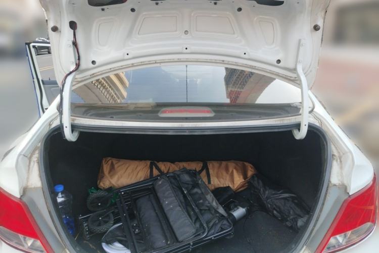 Used Hyundai Verna (older generation) 2014 1.4L Automatic Smart GLS Trunk