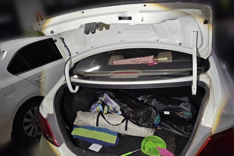 Used Hyundai Verna (older generation) 2014 1.4L Manual Smart GLS Trim Trunk