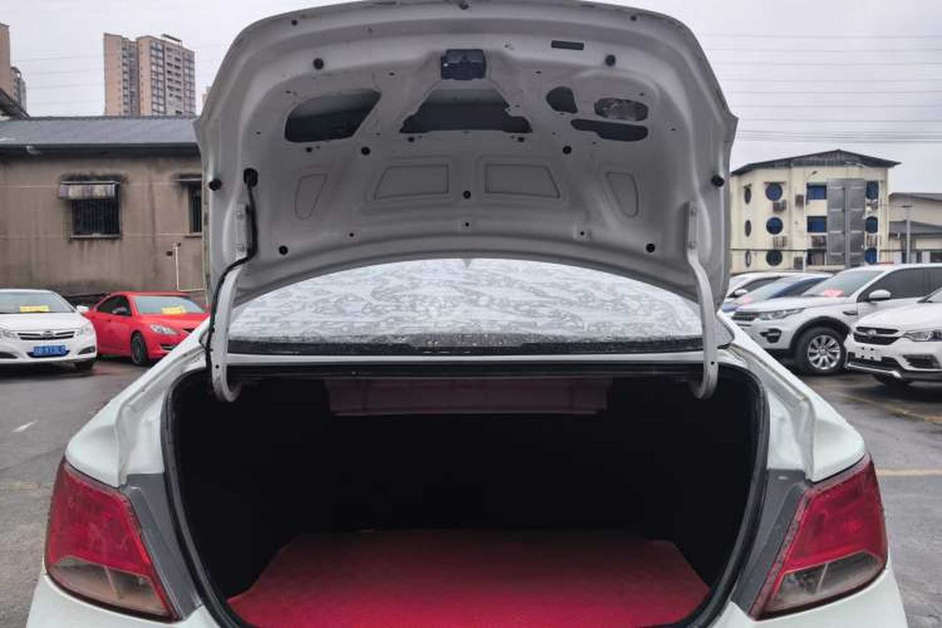Used Hyundai Verna (older generation) 2014 1.4L Manual Smart GLS Trim Trunk