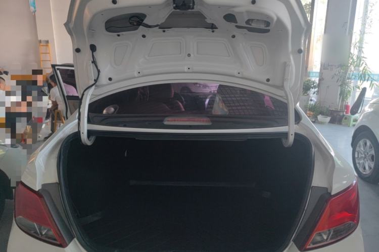 Used Hyundai Verna (older generation) 2014 1.4L Automatic Smart GLS Trunk