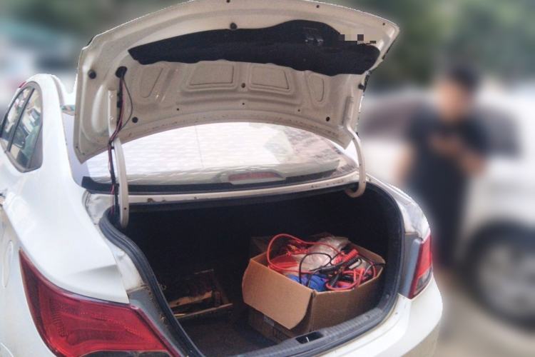 Used Hyundai Verna (older generation) 2014 1.4L Automatic Leading-Edge GLX Trunk