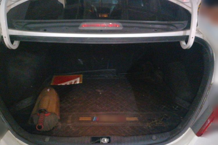 Used Hyundai Verna (older generation) 2014 1.4L Manual Smart GLS Trim Trunk