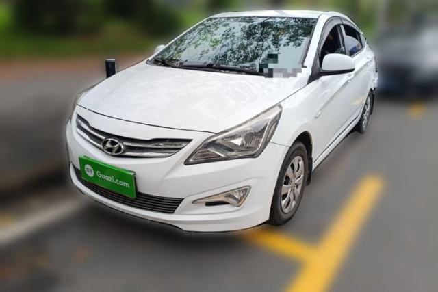 Used Hyundai Verna (older generation) 2014 1.4L Manual Smart GLS Trim