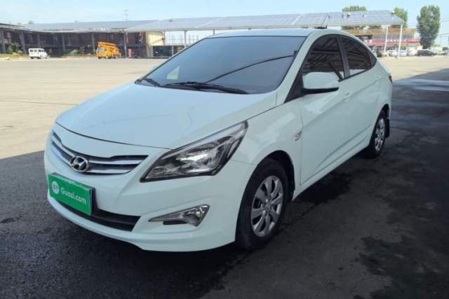 Used Hyundai Verna (older generation) 2014 1.4L Manual Smart GLS Trim