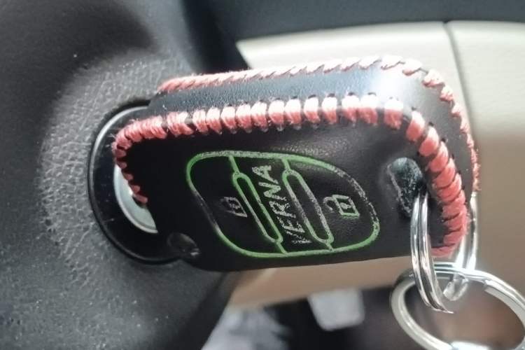 Used Hyundai Verna (older generation) 2014 1.4L Manual Smart GLS Trim Vehicle Key