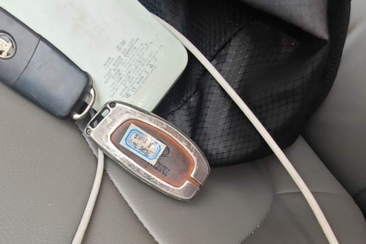 Used Hyundai Verna (older generation) 2014 1.4L Automatic Leading-Edge GLX Vehicle Key