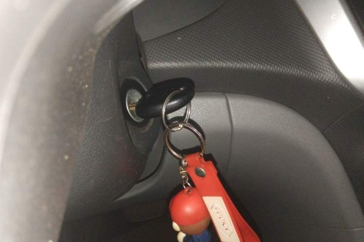 Used Hyundai Verna (older generation) 2014 1.4L Automatic Smart GLS Vehicle Key