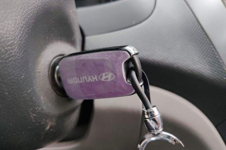 Used Hyundai Verna (older generation) 2014 1.4L Automatic Smart GLS Vehicle Key