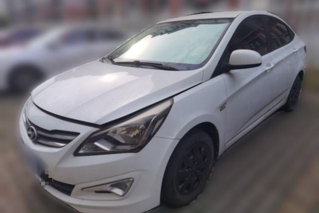 Used Hyundai Verna (older generation) 2014 1.4L Manual Smart GLS Trim