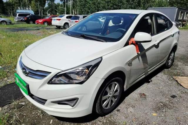 Used Hyundai Verna (older generation) 2014 1.4L Manual Fashion GS Model