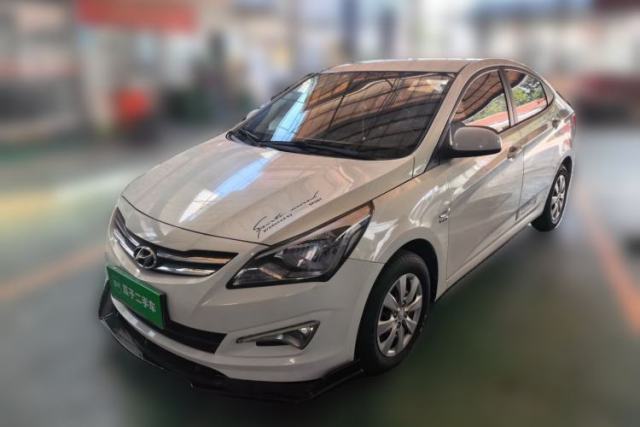 Used Hyundai Verna (older generation) 2014 1.4L Manual Smart GLS Trim