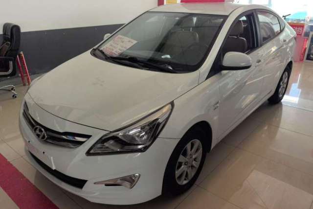Used Hyundai Verna (older generation) 2014 1.4L Manual Smart GLS Trim