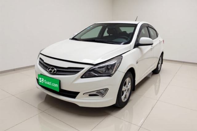 Used Hyundai Verna (older generation) 2014 1.4L Manual Smart GLS Trim