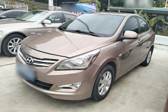 Used Hyundai Verna (older generation) 2014 1.4L Manual Smart GLS Trim