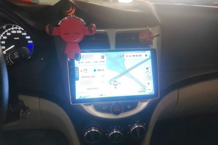 Used Hyundai Verna (older generation) 2014 1.4L Automatic Smart GLS Audio And AC Panel