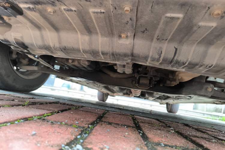 Used Hyundai Verna (older generation) 2014 1.4L Manual Fashion GS Model Chassis Front