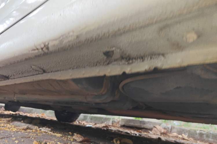 Used Hyundai Verna (older generation) 2014 1.4L Manual Fashion GS Model Chassis Rear Left