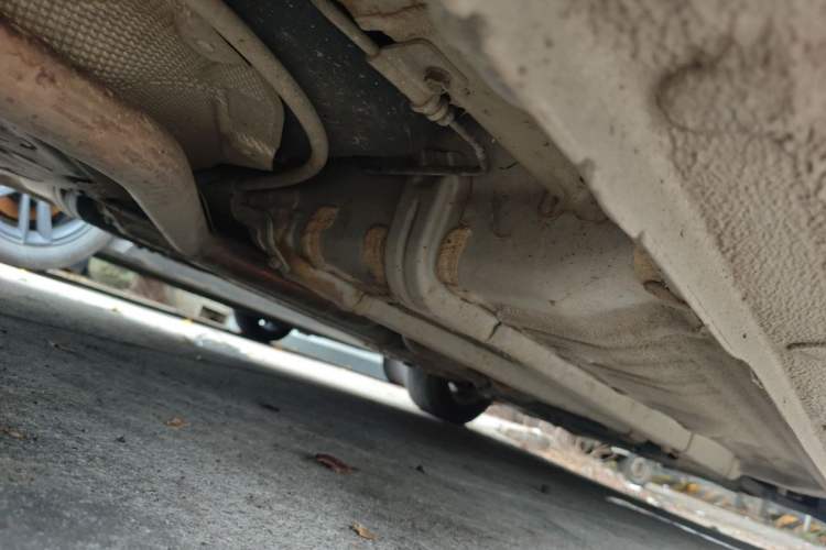 Used Hyundai Verna (older generation) 2014 1.4L Automatic Smart GLS Chassis Rear Right