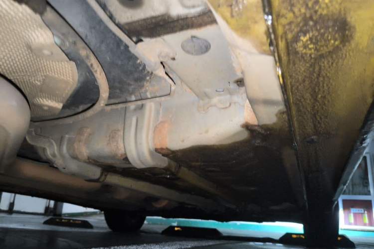 Used Hyundai Verna (older generation) 2014 1.4L Automatic Smart GLS Chassis Rear Right