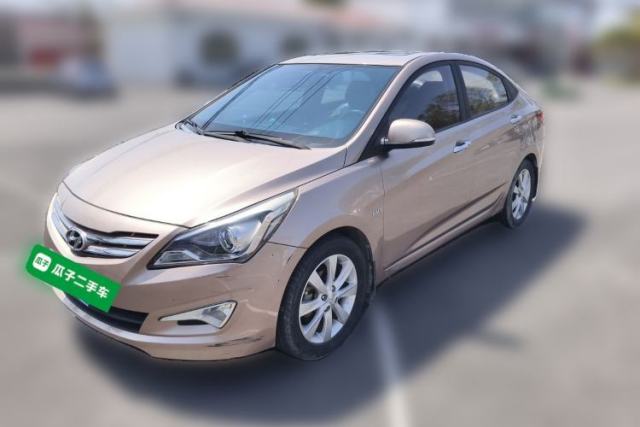 Used Hyundai Verna (older generation) 2014 1.4L Manual Top-Tier Model TOP