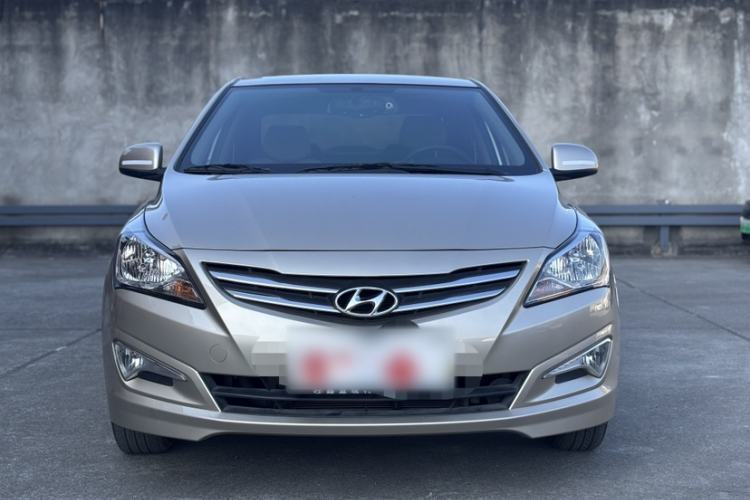 Used Hyundai Verna (older generation) 2014 1.4L Automatic Smart GLS Exterior 6