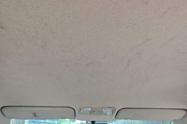 Used Hyundai Verna (older generation) 2014 1.4L Automatic Smart GLS Headliner