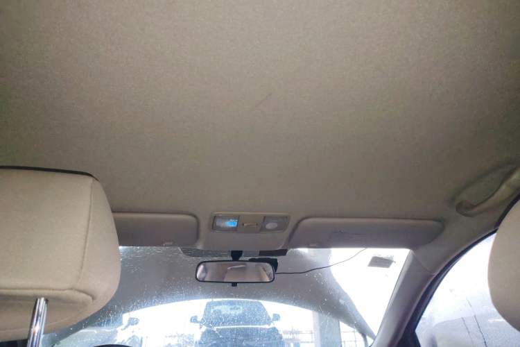 Used Hyundai Verna (older generation) 2014 1.4L Manual Smart GLS Trim Headliner