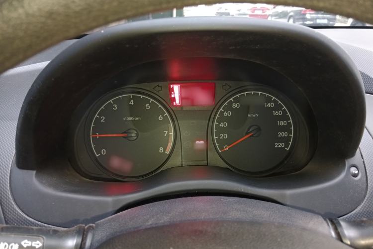 Used Hyundai Verna (older generation) 2014 1.4L Automatic Smart GLS Instrument Cluster