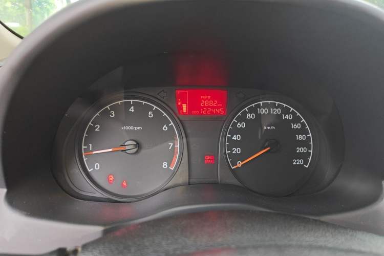 Used Hyundai Verna (older generation) 2014 1.4L Manual Fashion GS Model Instrument Cluster