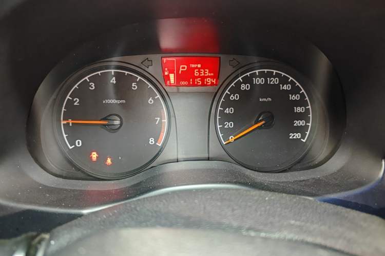 Used Hyundai Verna (older generation) 2014 1.4L Automatic Smart GLS Instrument Cluster