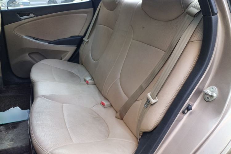 Used Hyundai Verna (older generation) 2014 1.4L Manual Fashion GS Model Left Rear Seat