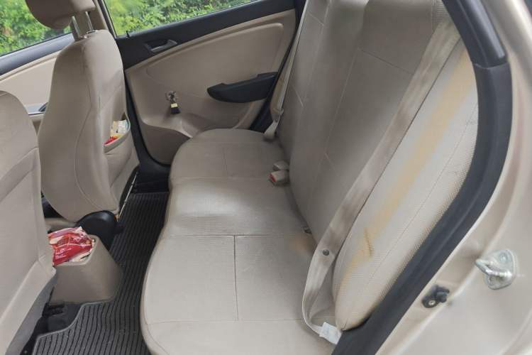Used Hyundai Verna (older generation) 2014 1.4L Manual Fashion GS Model Left Rear Seat