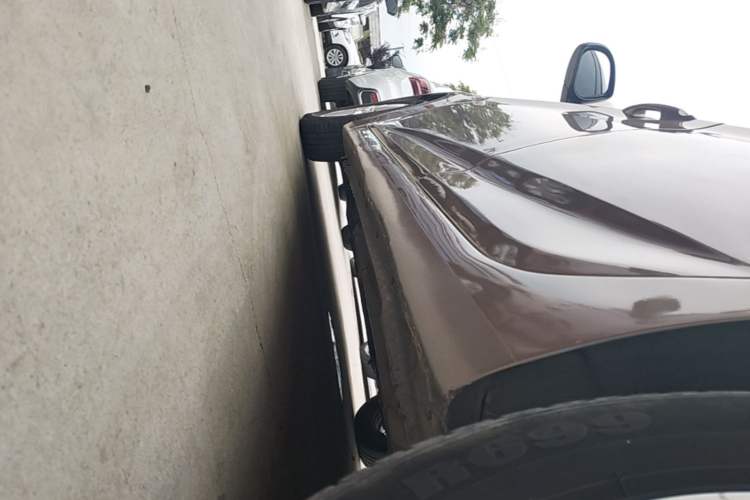 Used Hyundai Verna (older generation) 2014 1.4L Manual Smart GLS Trim Left Side Sill
