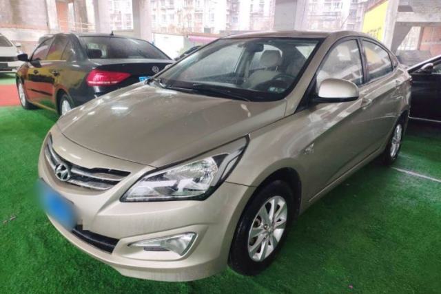 Used Hyundai Verna (older generation) 2014 1.4L Manual Smart GLS Trim