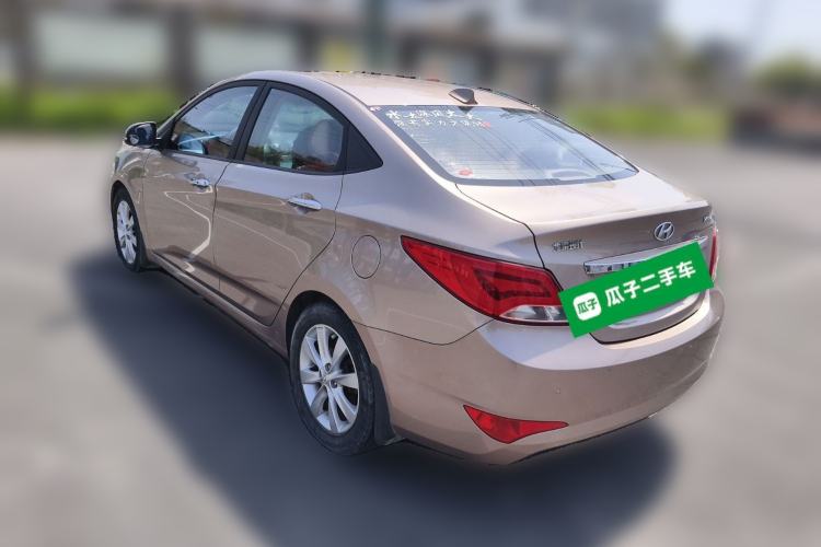 Used Hyundai Verna (older generation) 2014 1.4L Manual Top-Tier Model TOP Rear Left 45 Deg