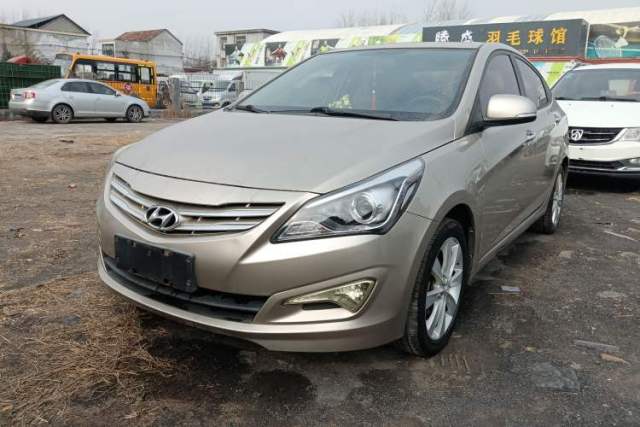 Used Hyundai Verna (older generation) 2014 1.4L Manual Top-Tier Model TOP